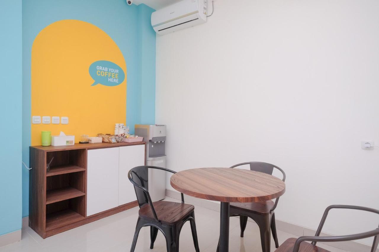 Sans Hotel Aurum Majapahit 세마랑 외부 사진
