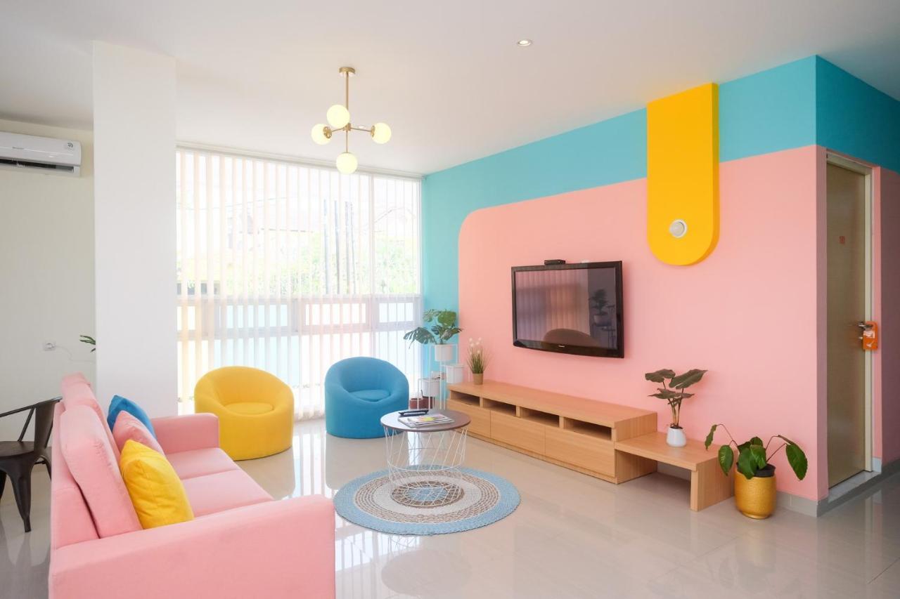 Sans Hotel Aurum Majapahit 세마랑 외부 사진