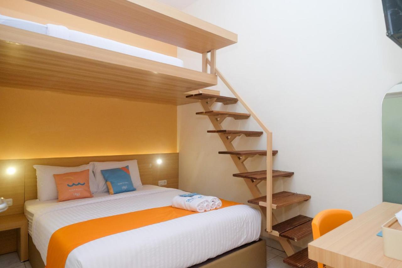 Sans Hotel Aurum Majapahit 세마랑 외부 사진