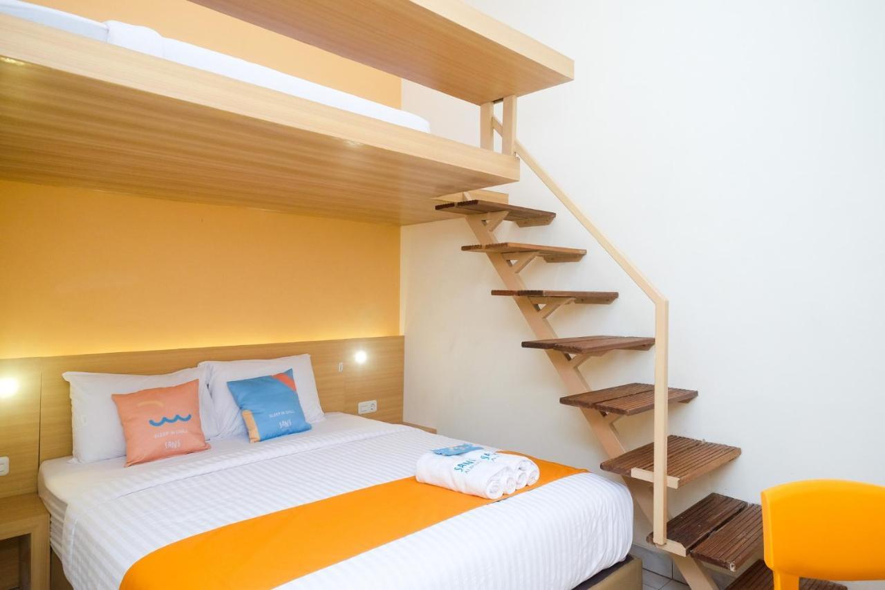 Sans Hotel Aurum Majapahit 세마랑 외부 사진