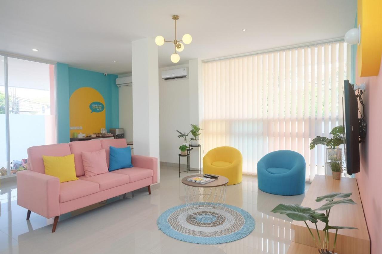 Sans Hotel Aurum Majapahit 세마랑 외부 사진