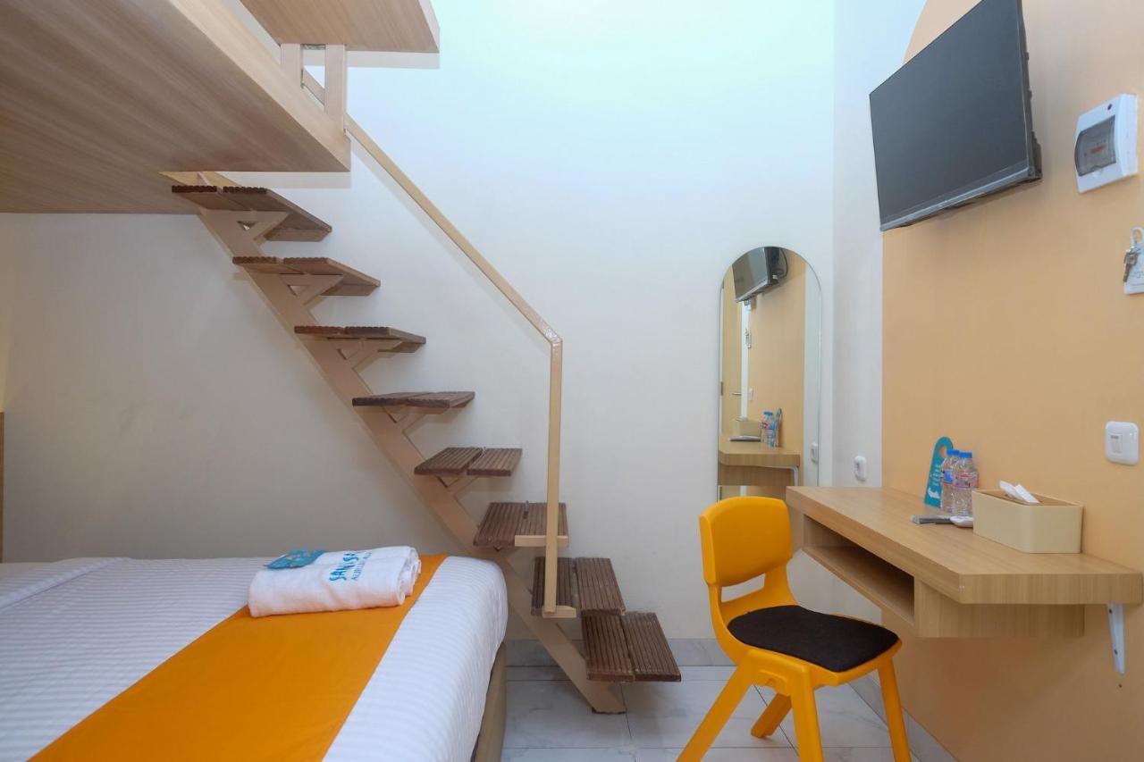 Sans Hotel Aurum Majapahit 세마랑 외부 사진