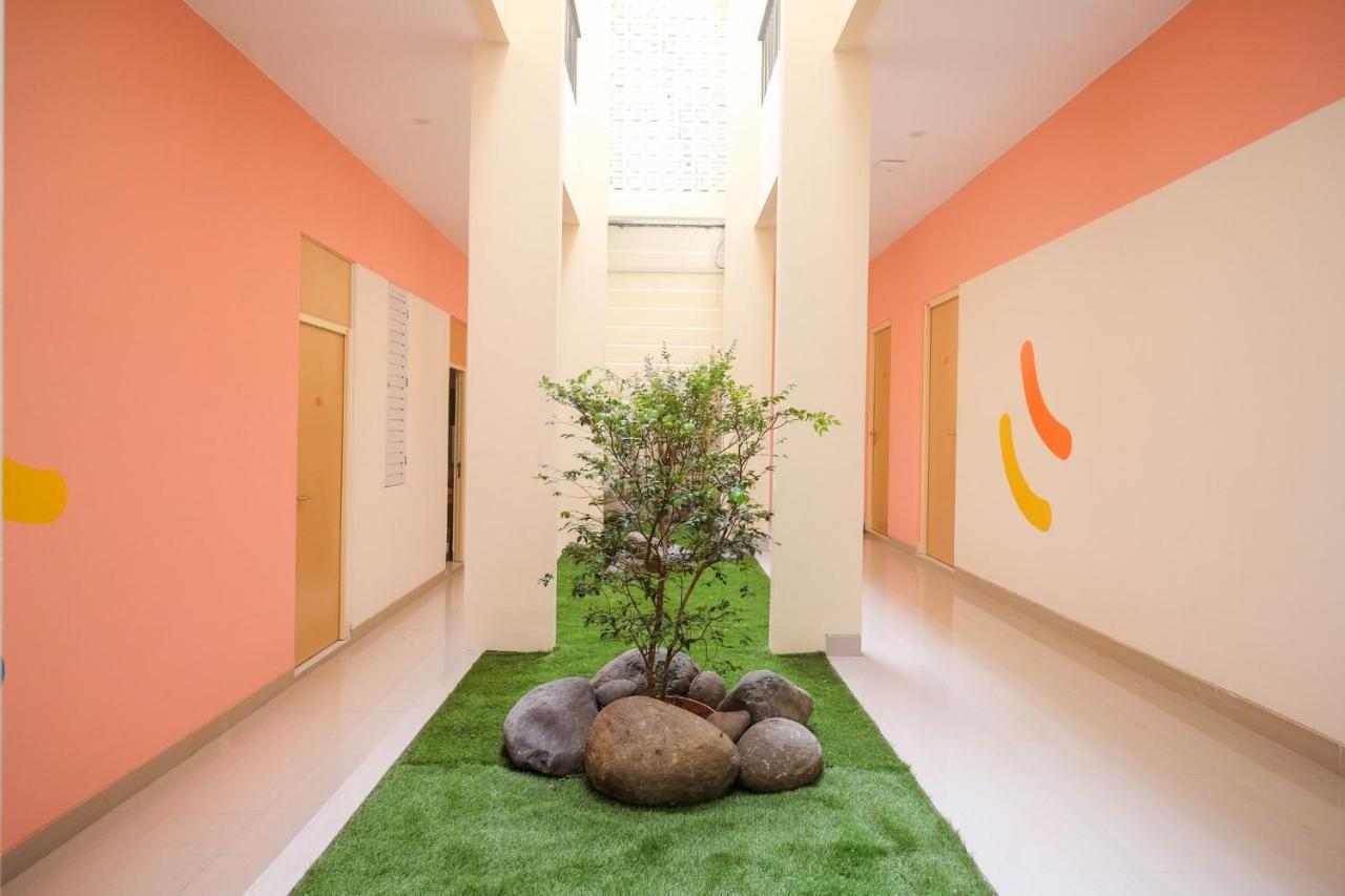 Sans Hotel Aurum Majapahit 세마랑 외부 사진