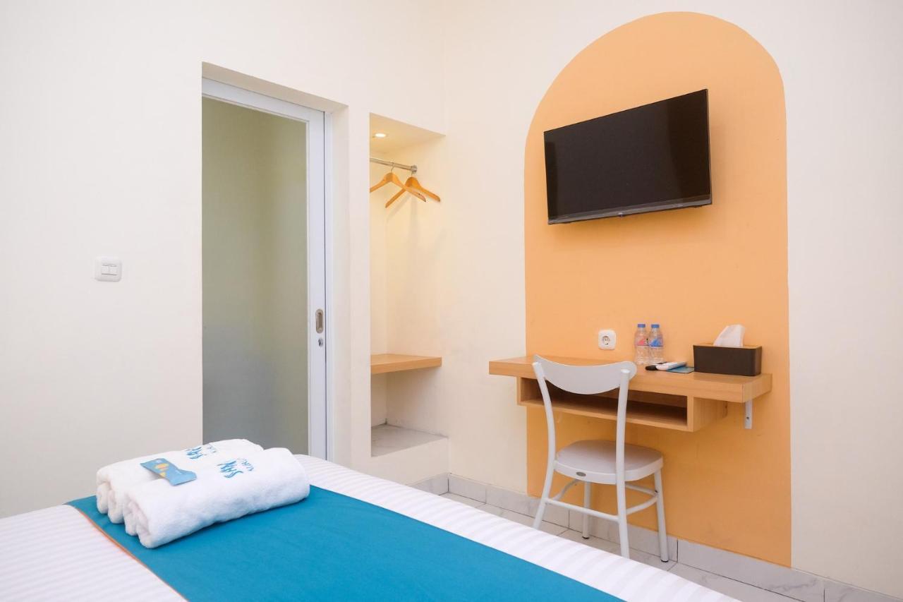 Sans Hotel Aurum Majapahit 세마랑 외부 사진